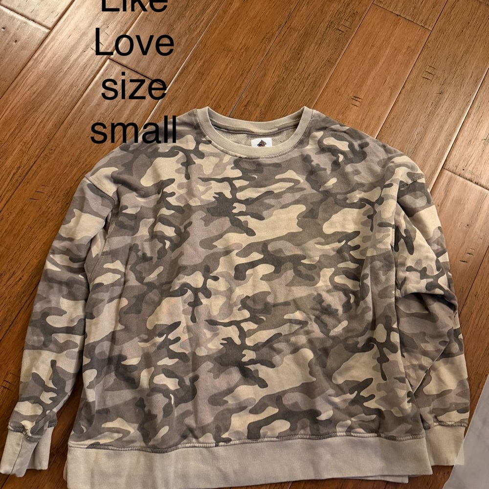 Stylish Camouflage Crewneck Sweater